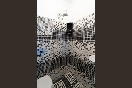 Banheiro de casa para alugar com 1 quarto, 42m² em Jabaquara, São Paulo