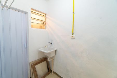 Casa para alugar com 42m², 1 quarto e sem vaga Casa para alugar com 42m², 1 quarto e sem vagaLavanderia