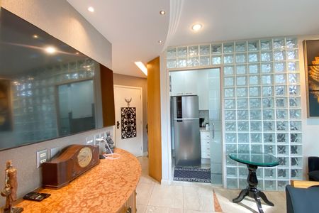 Apartamento para alugar com 45m², 1 quarto e 1 vaga Apartamento para alugar com 45m², 1 quarto e 1 vagaSala