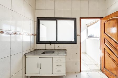 Cozinha de casa para alugar com 1 quarto, 35m² em Vila Santo Estefano, São Paulo
