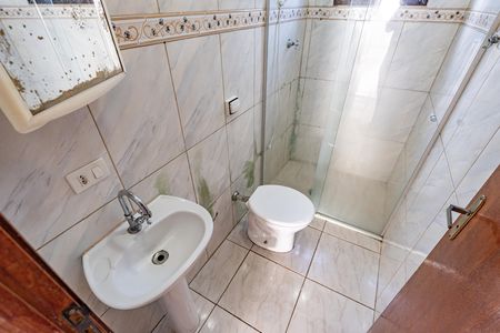 Casa para alugar com 35m², 1 quarto e sem vaga Casa para alugar com 35m², 1 quarto e sem vagaBanheiro da Suíte