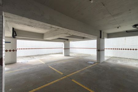 Apartamento para alugar com 60m², 1 quarto e 1 vaga Apartamento para alugar com 60m², 1 quarto e 1 vagaGaragem