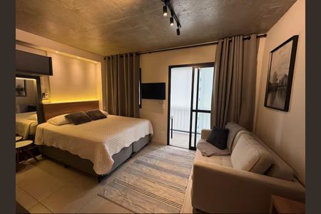 Sala / Quarto de kitnet/studio para alugar com 1 quarto, 33m² em Santana, São Paulo