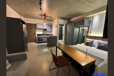 Cozinha de kitnet/studio para alugar com 1 quarto, 33m² em Santana, São Paulo