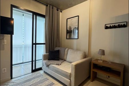 Sala / Quarto de kitnet/studio para alugar com 1 quarto, 33m² em Santana, São Paulo