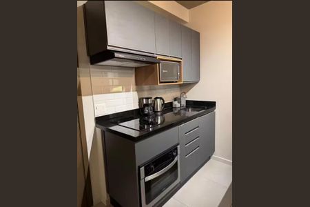 Cozinha de kitnet/studio para alugar com 1 quarto, 33m² em Santana, São Paulo