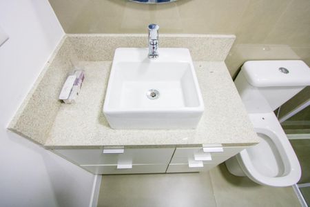 Apartamento para alugar com 93m², 3 quartos e 2 vagas Apartamento para alugar com 93m², 3 quartos e 2 vagasBanheiro social