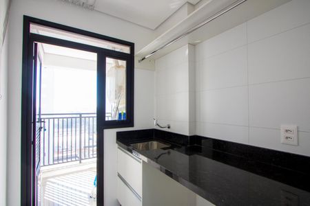 Área de serviço de apartamento para alugar com 3 quartos, 93m² em Campestre, Santo André