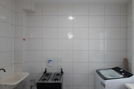 Cozinha e Área de Serviço de apartamento para alugar com 2 quartos, 50m² em Juliana, Belo Horizonte