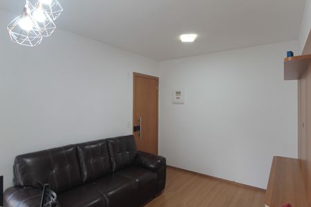 Sala de apartamento para alugar com 2 quartos, 50m² em Juliana, Belo Horizonte