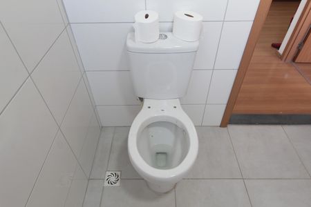 Banheiro de apartamento para alugar com 2 quartos, 50m² em Juliana, Belo Horizonte
