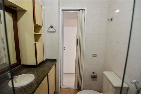 Apartamento à venda com 103m², 3 quartos e 1 vaga Apartamento à venda com 103m², 3 quartos e 1 vagaBanheiro da Suíte