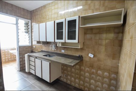 Cozinha de apartamento à venda com 3 quartos, 103m² em Maracanã, Rio de Janeiro