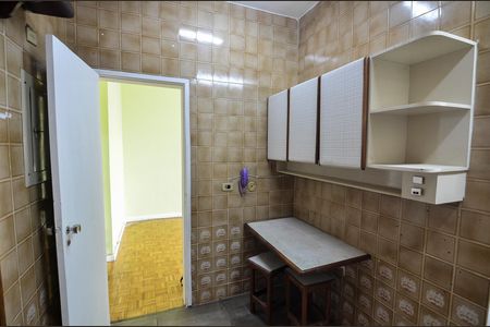 Cozinha de apartamento à venda com 3 quartos, 103m² em Maracanã, Rio de Janeiro