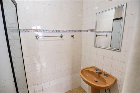 Apartamento à venda com 103m², 3 quartos e 1 vaga Apartamento à venda com 103m², 3 quartos e 1 vagaBanheiro Social