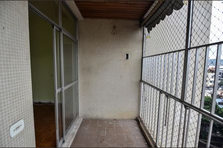 Apartamento à venda com 103m², 3 quartos e 1 vaga Apartamento à venda com 103m², 3 quartos e 1 vagaSala
