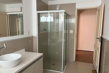 Apartamento para alugar com 476m², 4 quartos e 2 vagas Apartamento para alugar com 476m², 4 quartos e 2 vagasBanheiro
