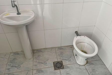 Apartamento para alugar com 476m², 4 quartos e 2 vagas Apartamento para alugar com 476m², 4 quartos e 2 vagasBanheiro de Serviço