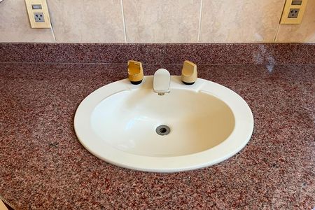 Apartamento para alugar com 476m², 4 quartos e 2 vagas Apartamento para alugar com 476m², 4 quartos e 2 vagasBanheiro da Suíte 2
