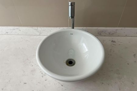 Apartamento para alugar com 476m², 4 quartos e 2 vagas Apartamento para alugar com 476m², 4 quartos e 2 vagasBanheiro