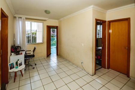 Apartamento à venda com 3 quartos, 62m² em Parque São Pedro, Belo Horizonte