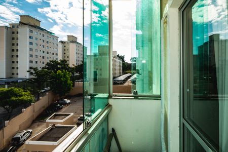 Varanda do quarto de apartamento à venda com 3 quartos, 62m² em Parque São Pedro, Belo Horizonte