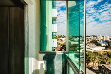 Varanda do quarto de apartamento à venda com 3 quartos, 62m² em Parque São Pedro, Belo Horizonte