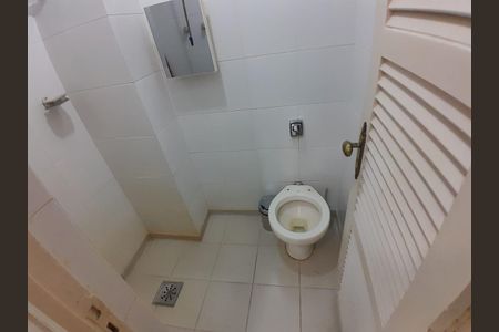 Apartamento para alugar com 129m², 3 quartos e sem vaga Apartamento para alugar com 129m², 3 quartos e sem vagaBanheiro