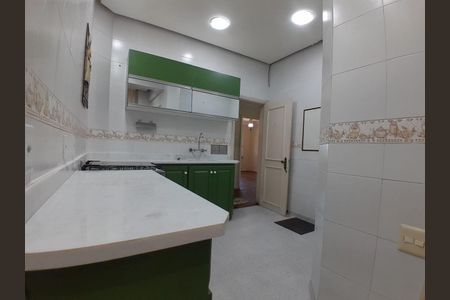 Apartamento para alugar com 129m², 3 quartos e sem vaga Apartamento para alugar com 129m², 3 quartos e sem vagaCozinha