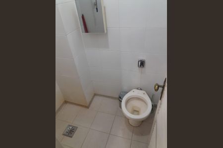 Apartamento para alugar com 129m², 3 quartos e sem vaga Apartamento para alugar com 129m², 3 quartos e sem vagaBanheiro