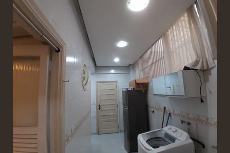 Apartamento para alugar com 129m², 3 quartos e sem vaga Apartamento para alugar com 129m², 3 quartos e sem vagaBanheiro