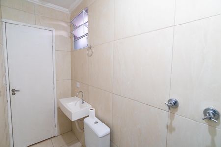 Banheiro de casa para alugar com 1 quarto, 26m² em Americanópolis, São Paulo