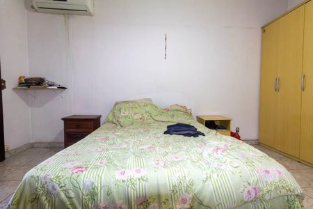 Casa à venda com 178m², 2 quartos e 2 vagasQuarto 1