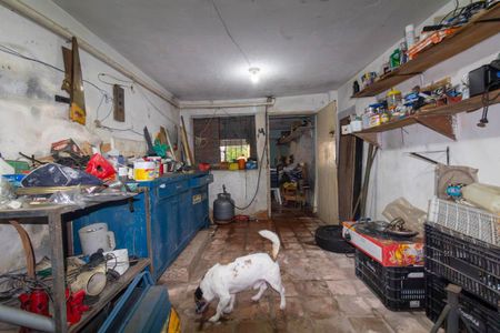 Casa à venda com 178m², 2 quartos e 2 vagasDepósito