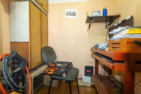 Casa à venda com 178m², 2 quartos e 2 vagasDispensa