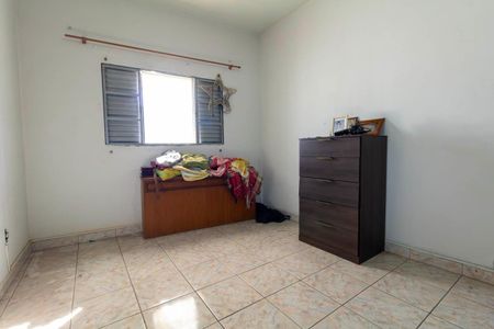 Casa à venda com 178m², 2 quartos e 2 vagasQuarto 2