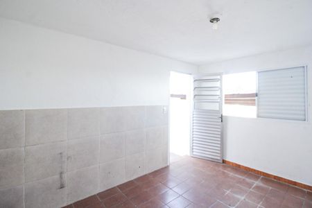 Casa à venda com 100m², 2 quartos e 1 vaga Casa à venda com 100m², 2 quartos e 1 vagaQuartinho