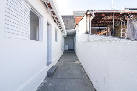 Casa à venda com 100m², 2 quartos e 1 vaga Casa à venda com 100m², 2 quartos e 1 vagaCorredor