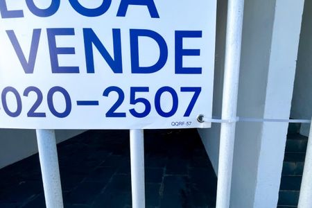 Casa à venda com 100m², 2 quartos e 1 vaga Casa à venda com 100m², 2 quartos e 1 vagaPlaquinha