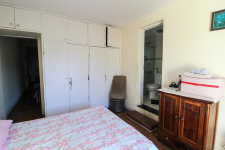 Suíte de casa à venda com 4 quartos, 119m² em Jardim Bonfiglioli, São Paulo