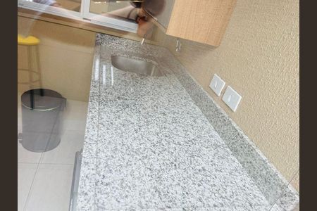 Casa de condomínio à venda com 112m², 3 quartos e 2 vagas