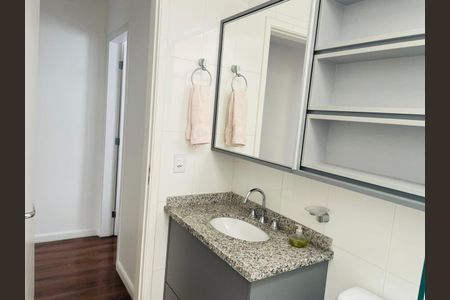 Casa de condomínio à venda com 112m², 3 quartos e 2 vagas