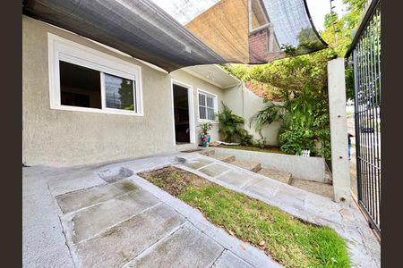 Casa à venda com 110m², 3 quartos e 2 vagas Casa à venda com 110m², 3 quartos e 2 vagasÁrea Externa