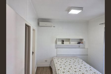Casa de Condomínio à venda com 5 quartos, 293m² em Horto Florestal, São Paulo