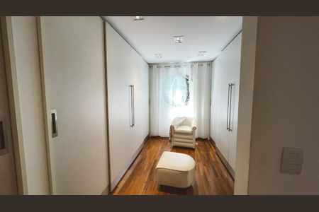Casa à venda com 4 quartos, 381m² em Jardim Sao Bento, São Paulo