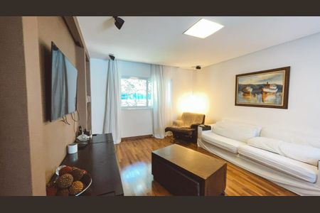 Casa à venda com 4 quartos, 381m² em Jardim Sao Bento, São Paulo