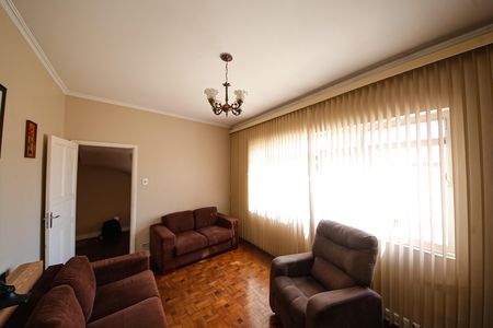 Casa para alugar com 4 quartos, 123m² em Chácara Mafalda, São Paulo