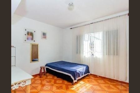 Casa à venda com 3 quartos, 270m² em São Domingos, São Paulo