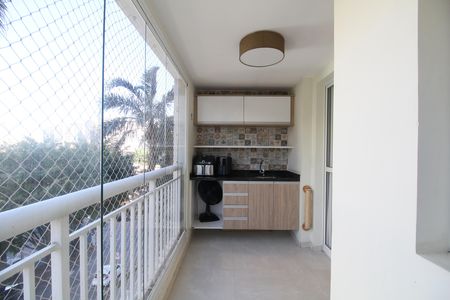Varanda Gourmet de apartamento à venda com 2 quartos, 69m² em Vila Andrade, São Paulo