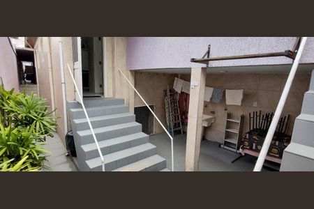 Casa à venda com 89m², 2 quartos e 1 vaga